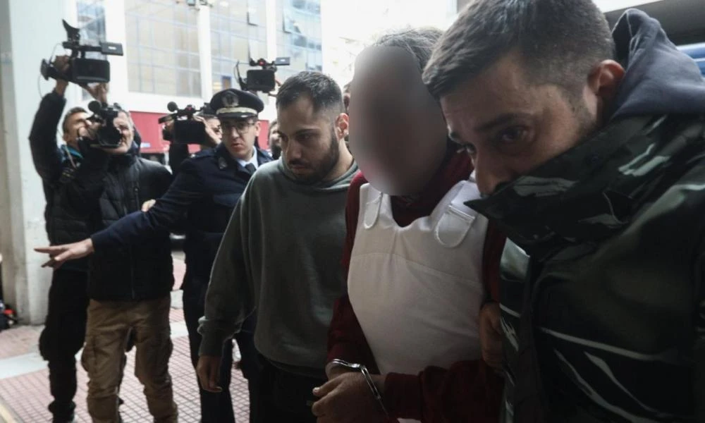 Γυναικοκτονία στη Σαλαμίνα: Προκαλεί στην απολογία του ο δράστης